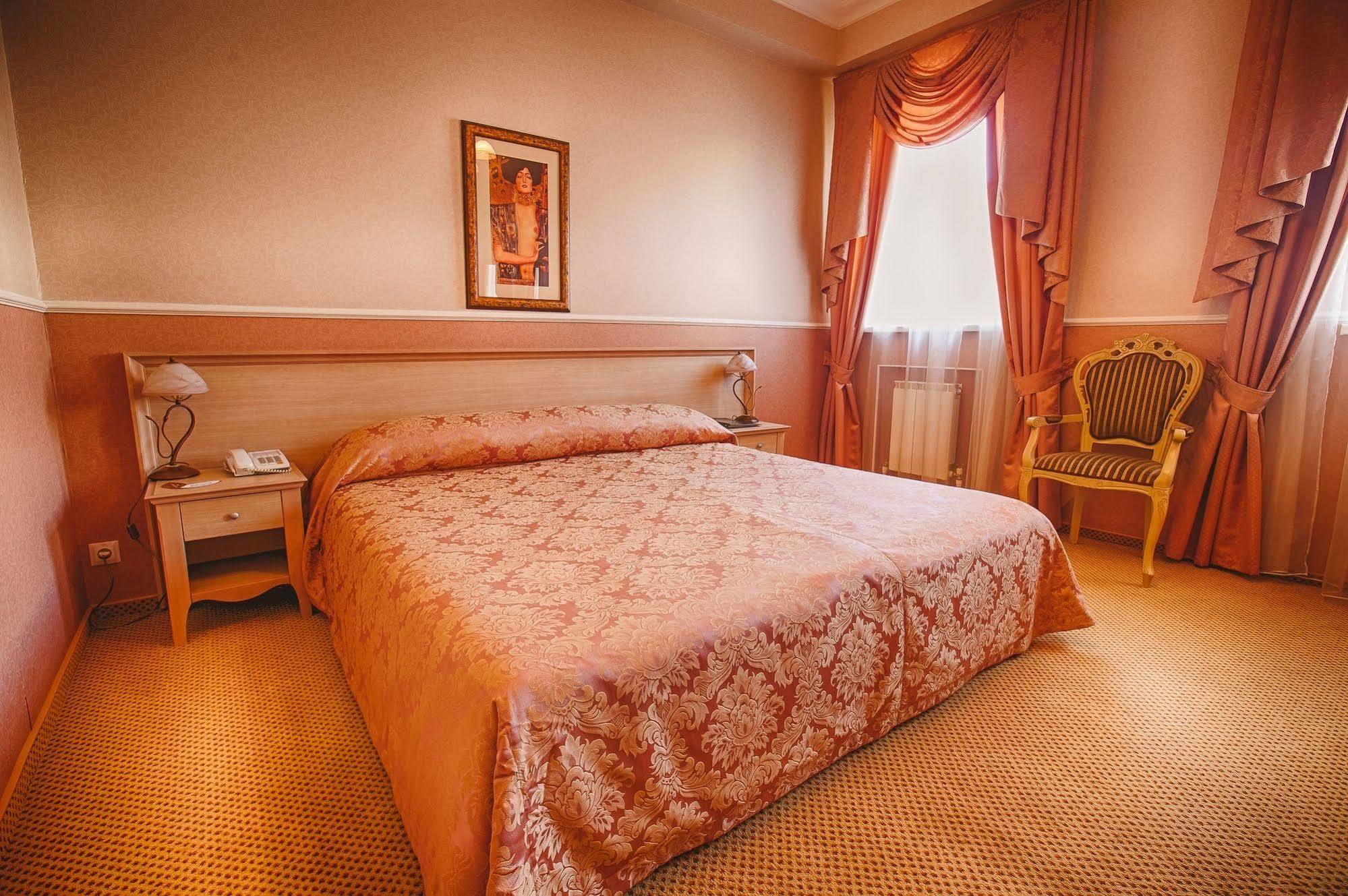 Hermitage Hotel Rostov aan de Don Buitenkant foto